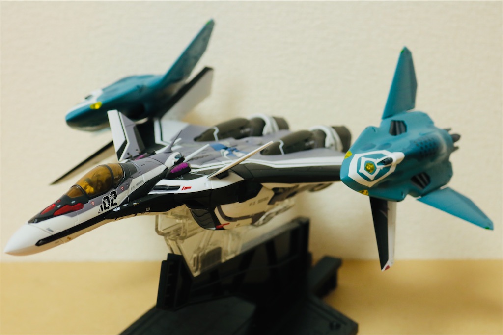 劇場版公開記念】DX超合金 VF-31Fジークフリード(激情版仕様