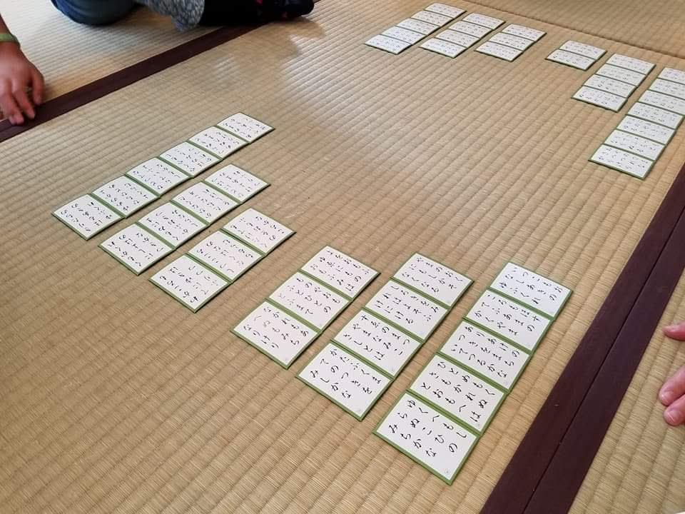 f:id:hitotobi:20180618145448j:plain f:id:hitotobi:20180618145448j:plain
