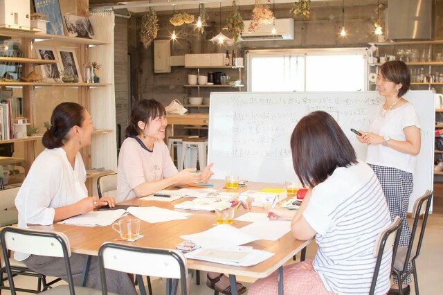 f:id:hitotobi:20180907061433j:image f:id:hitotobi:20180907061433j:image