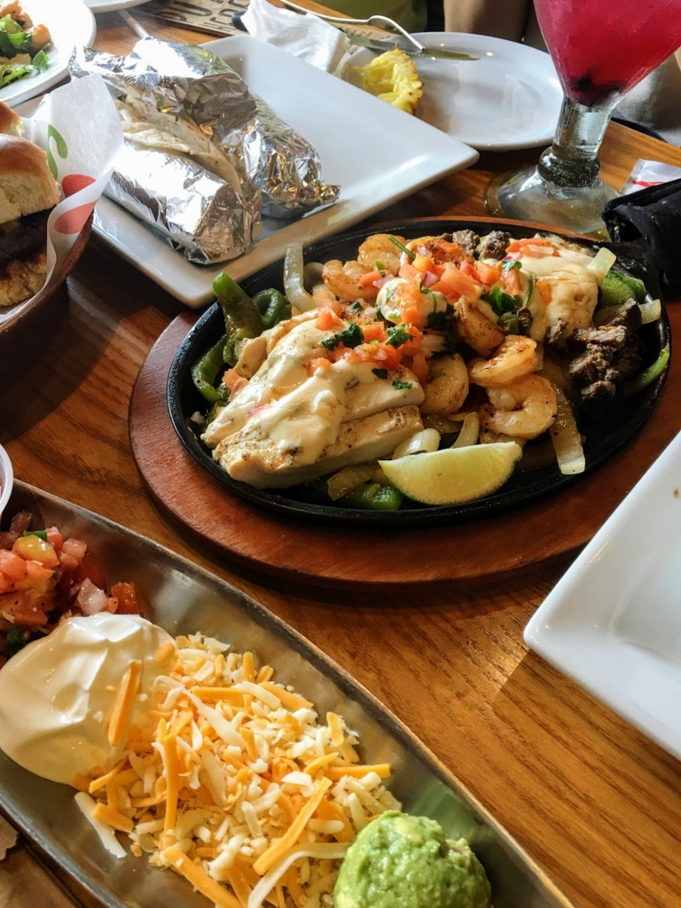 【ハワイ】メキシコ料理最高！チリズ グリル アンド バー Chili's Grill & Bar (Waikele) y式備忘録 trois