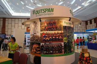 outspan_booth