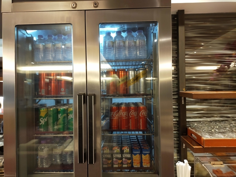 suvarnabhumi airport domestic royal silk lounge softdrink