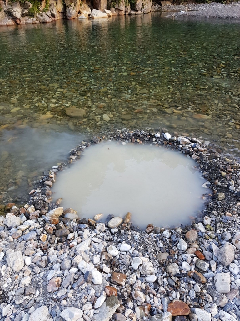 f:id:hkou:20170520175724j:plain f:id:hkou:20170520175724j:plain