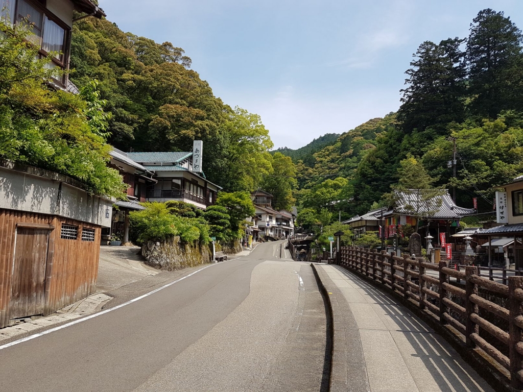 f:id:hkou:20170521094854j:plain f:id:hkou:20170521094854j:plain