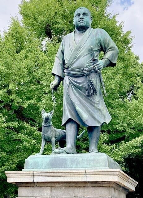 銅像 西郷隆盛と犬