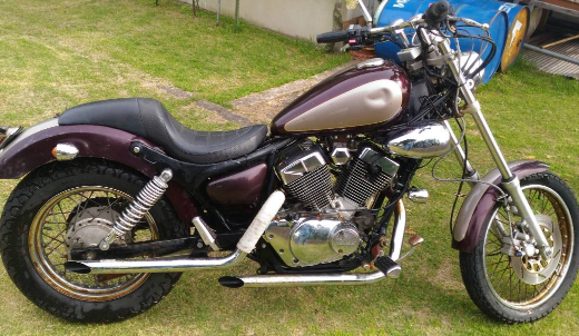 ビラーゴ250エンジン】オーバーホール費用はどのくらい？ - バイクの