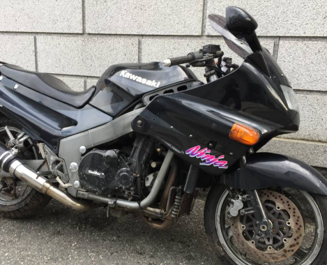 ZZR1100 C型 エンジン実働現状渡し ☆ガレージ整理の為処分価格