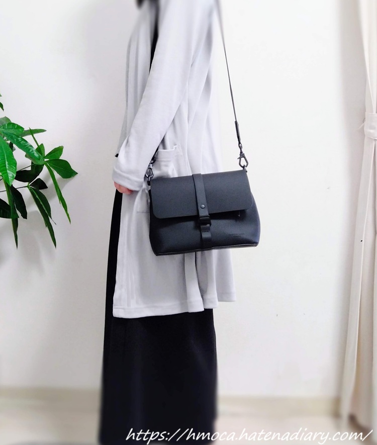 ガストンルーガ Spläsh Crossbody Bag ブラック スプラッシュクロスボディバッグ｜防水・軽量ショルダーバッグ
