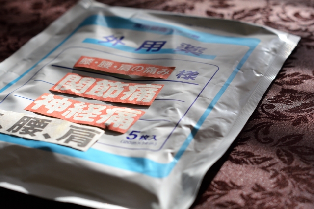 湿布薬