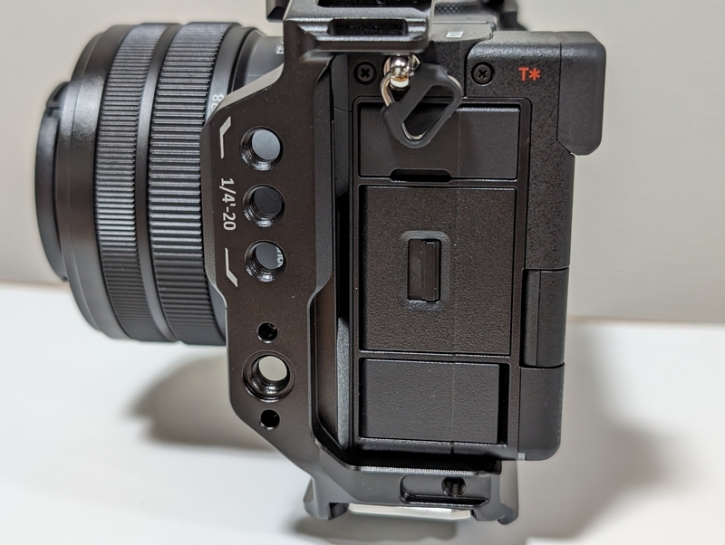 α7CII用のSmallRig製ケージ（SR4422）レビュー - 秋葉原ホライゾン