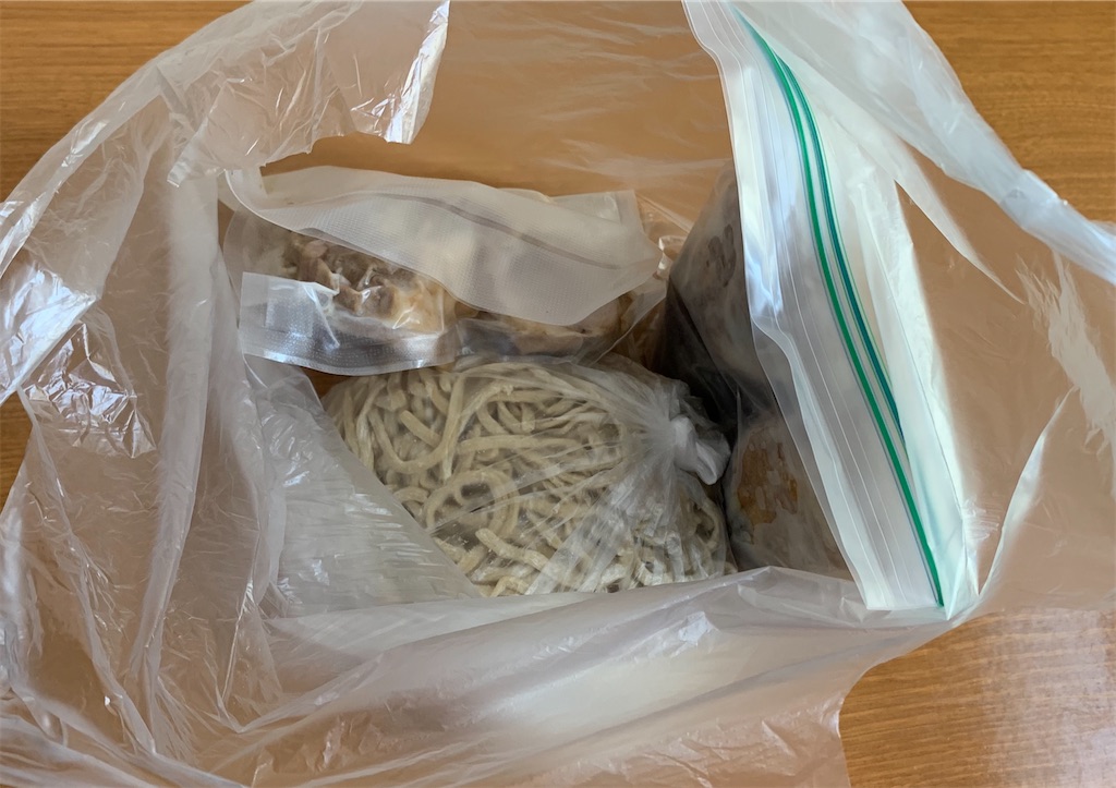 ラーメン二郎八王子野猿街道店2 テイクアウト 家二郎で家族みんなで 超笑顔 二郎系 ボーボーボリューミー ラーメン二郎八王子野猿街道店2 テイクアウト 家二郎で家族みんなで 超笑顔 二郎系 ボーボーボリューミー