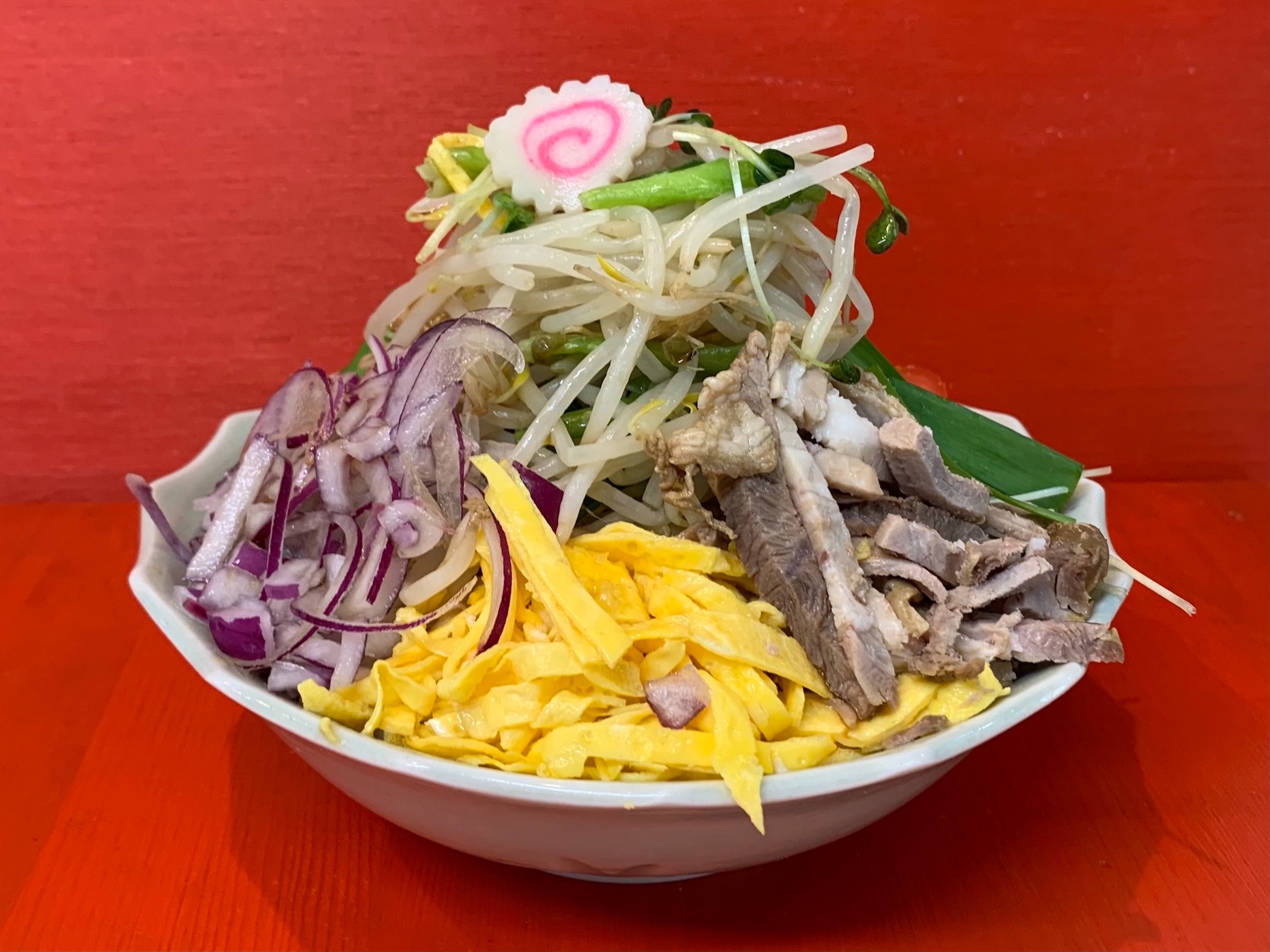 家二郎 冷やし中華 はじ めました 二郎系 ボーボーボリューミー