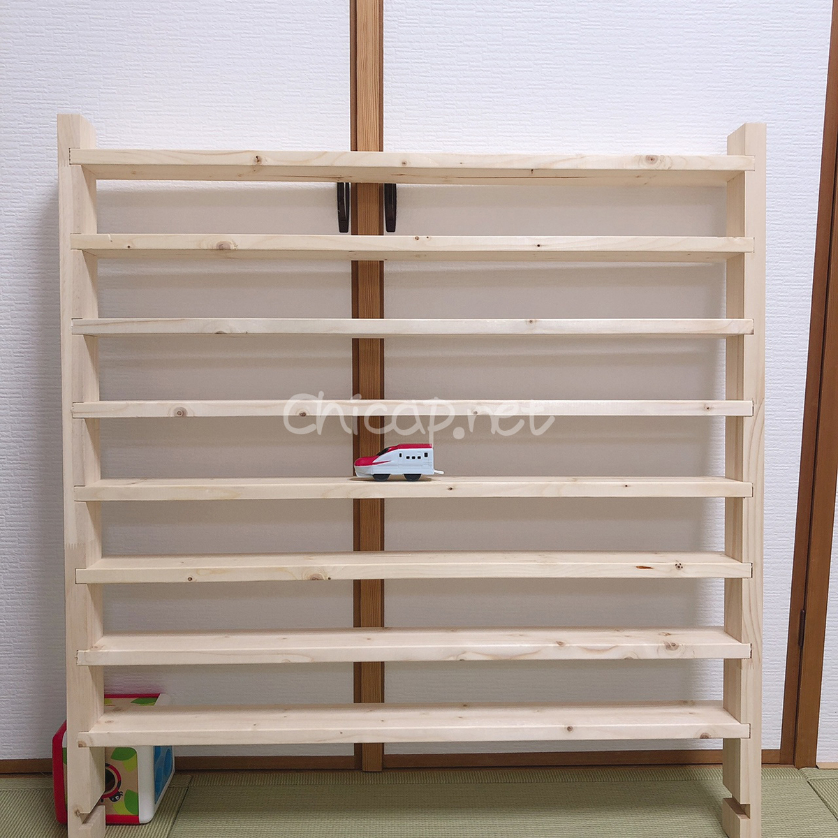 プラレール　棚　DIY プラレール車両収納をDIYしました！手作りだから2両連結して収納