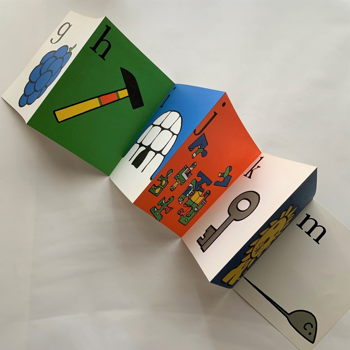 Dick Bruna's abc Frieze / Dick Bruna - 本まるさんかくしかく Blog