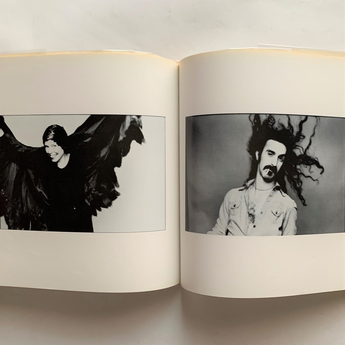 ホット ショット ノーマン・シーフ写真集 - 本まるさんかくしかく Blog