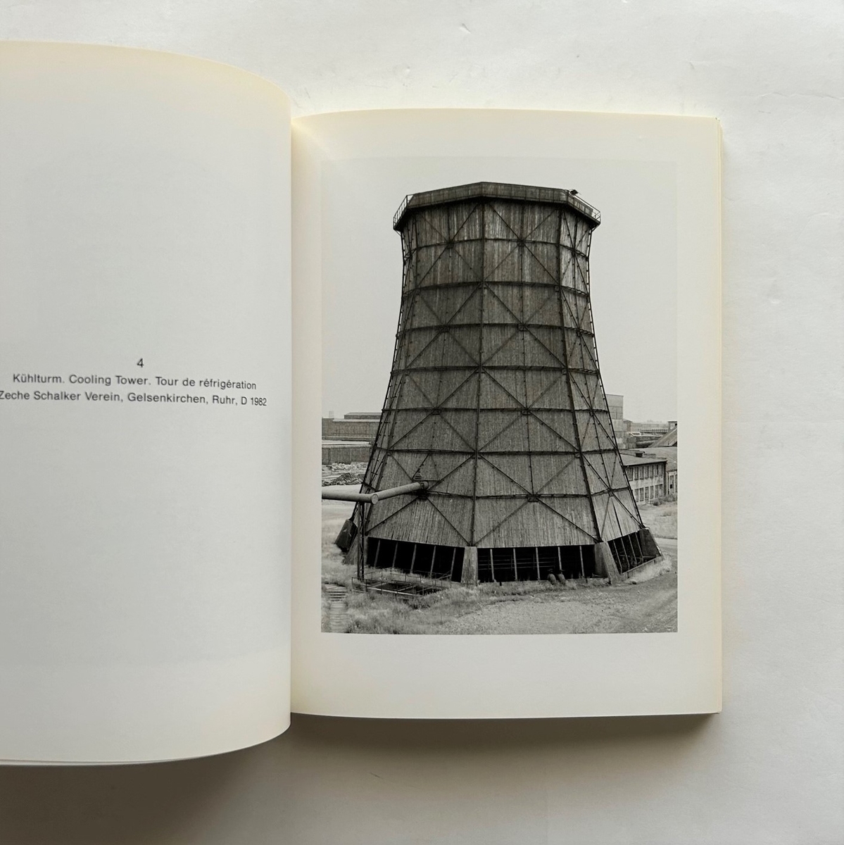 Grundformen / Bernd and Hilla Becher - 本まるさんかくしかく Blog