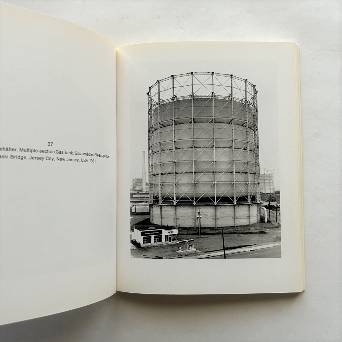 Grundformen / Bernd and Hilla Becher - 本まるさんかくしかく Blog