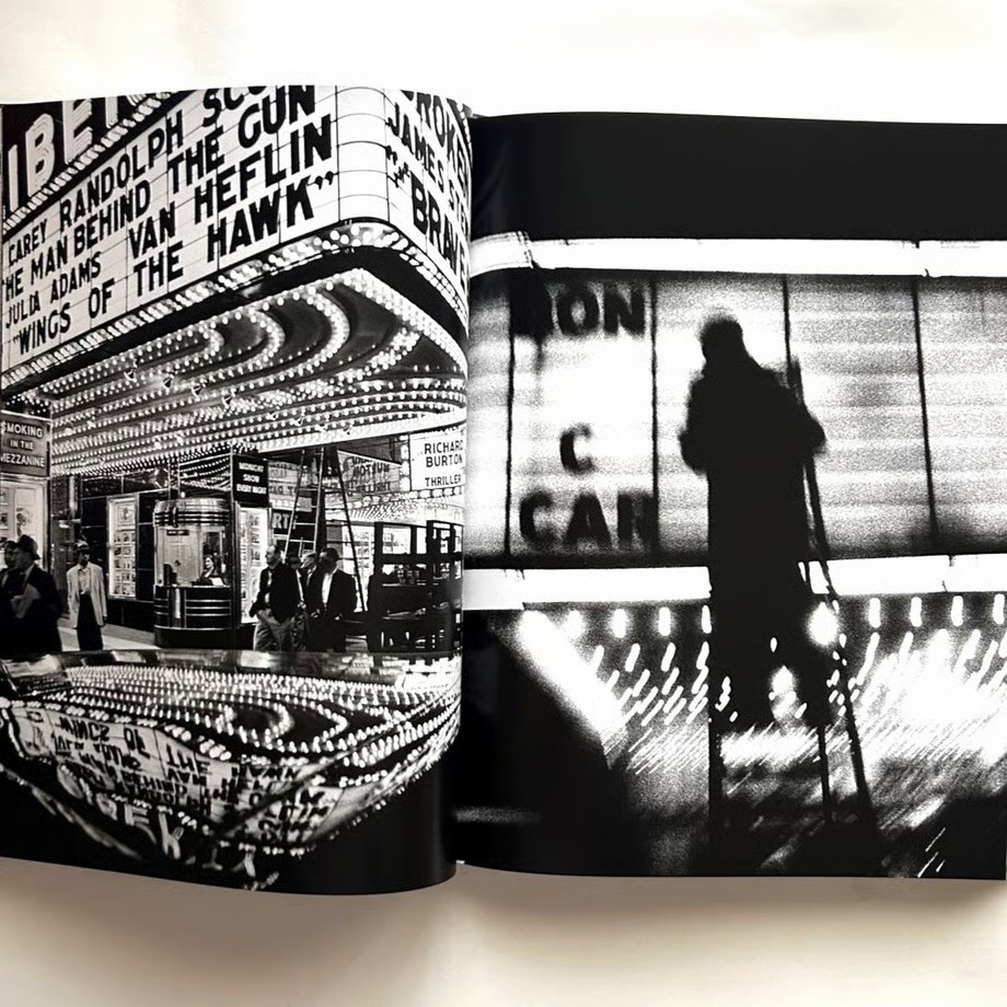 William Klein Yes / ウィリアム・クライン - 本まるさんかくしかく Blog