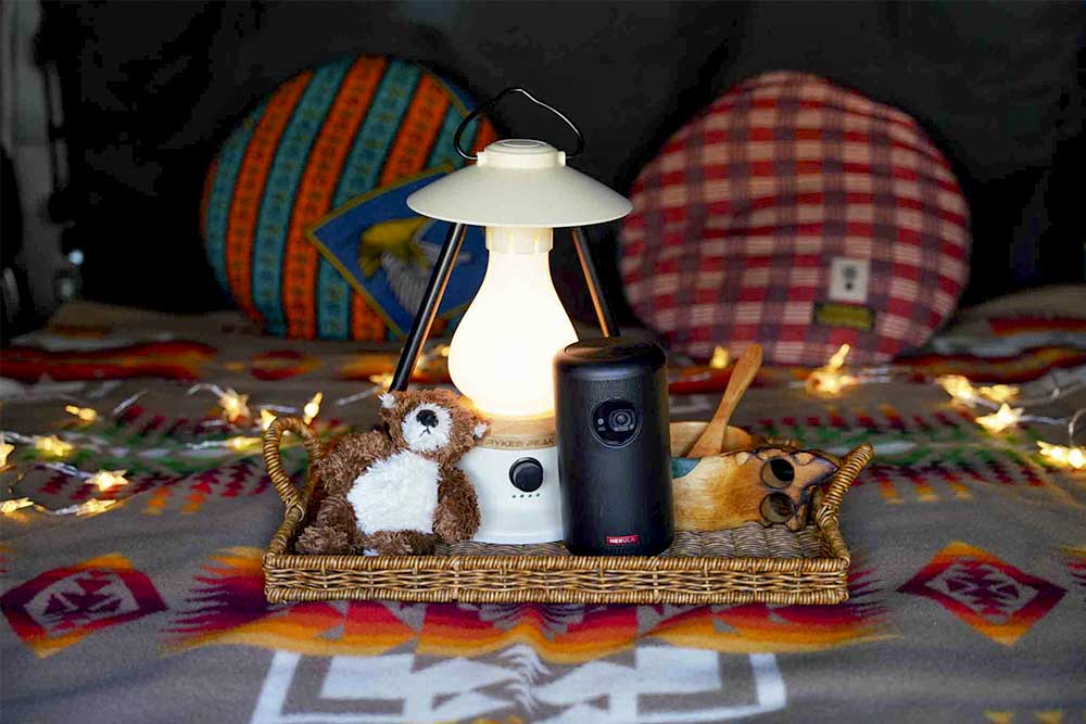 小物で彩った車内空間