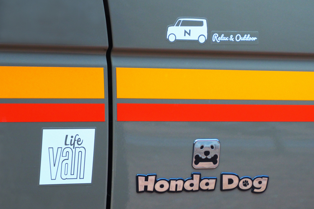 愛犬家に向けたHonda Dogシリーズは他にも。ペットセレクトノブ(肉球)/ペットエンブレム(Honda Dogデザイン)