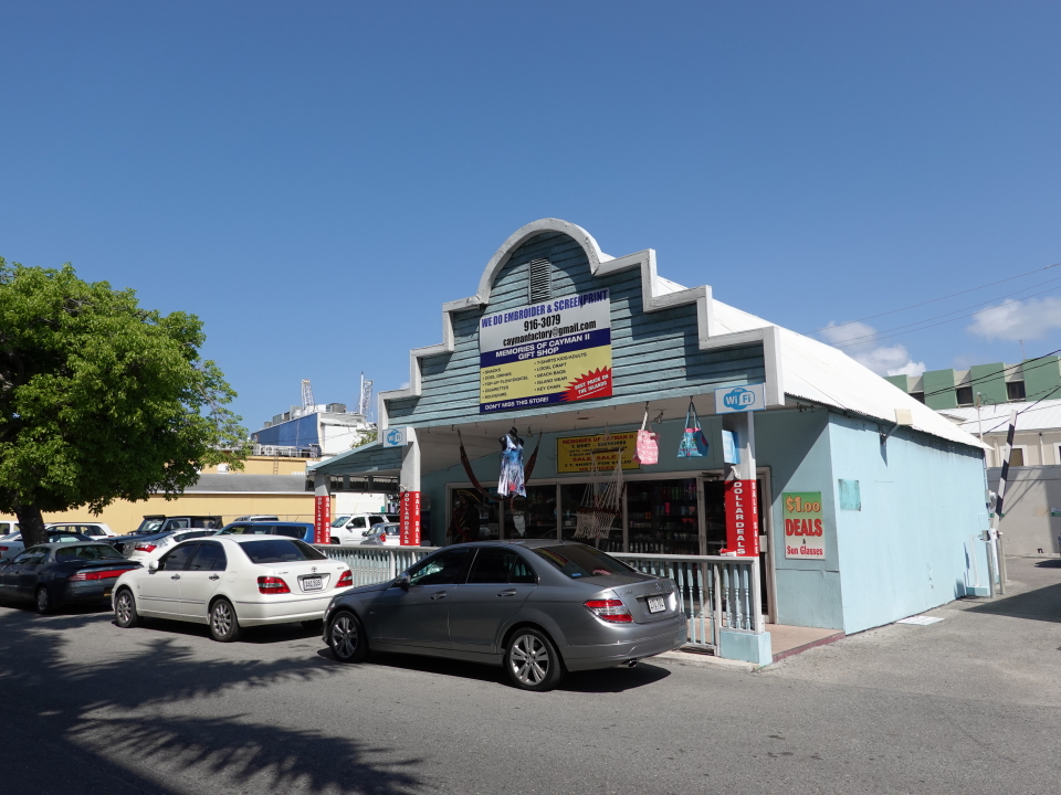 グランド・ケイマン4 観光 BAYSHORE MALL hondatad’s blog