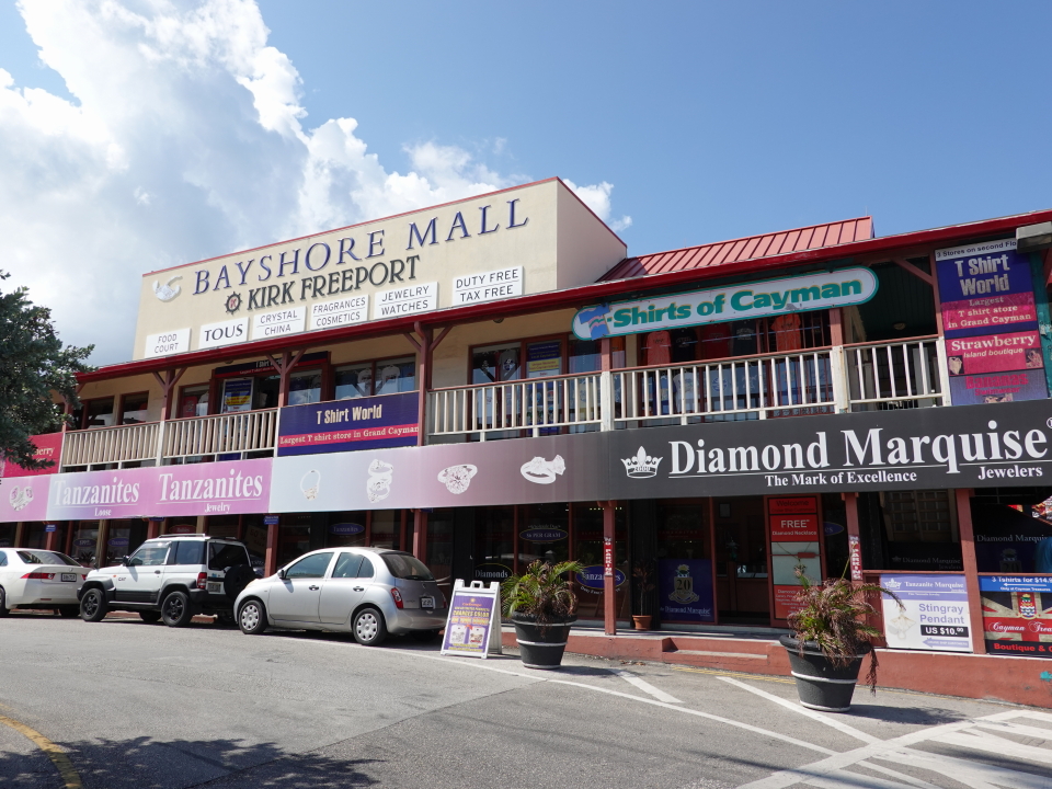 グランド・ケイマン4 観光 BAYSHORE MALL hondatad’s blog