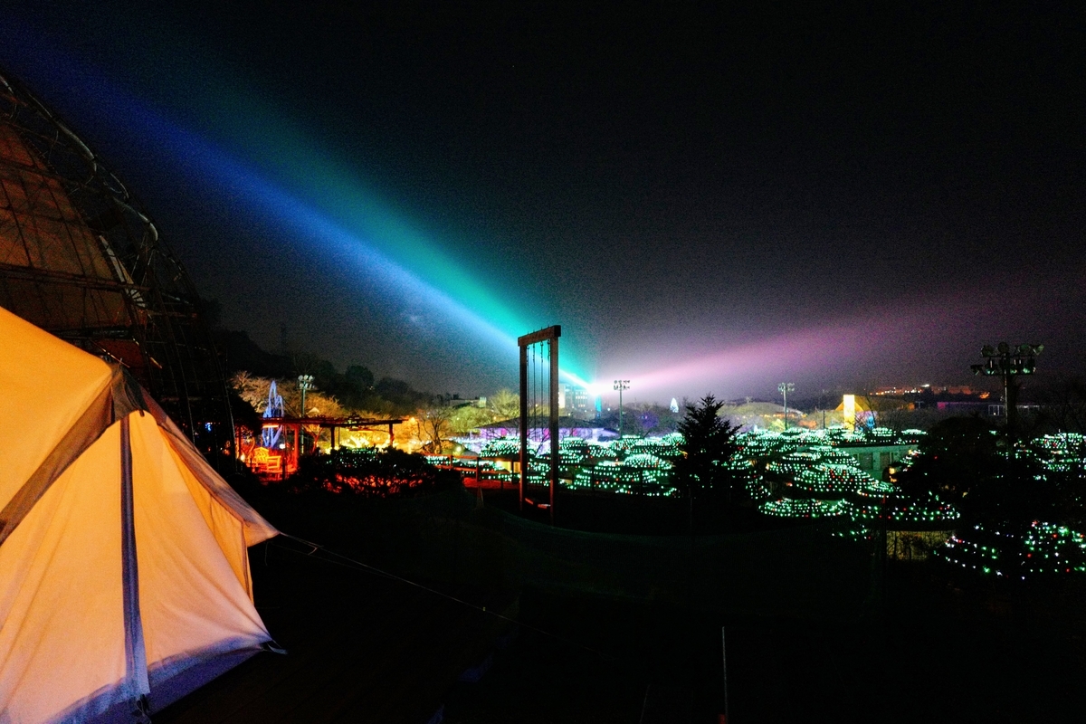 グランピング キャンプ初心者にもオススメ 御殿場高原時之栖outdoor Hill Villageが素敵すぎた 夜ご飯 夜景編 冬キャンプ 本能ブログ 大人のライフスタイルブログ
