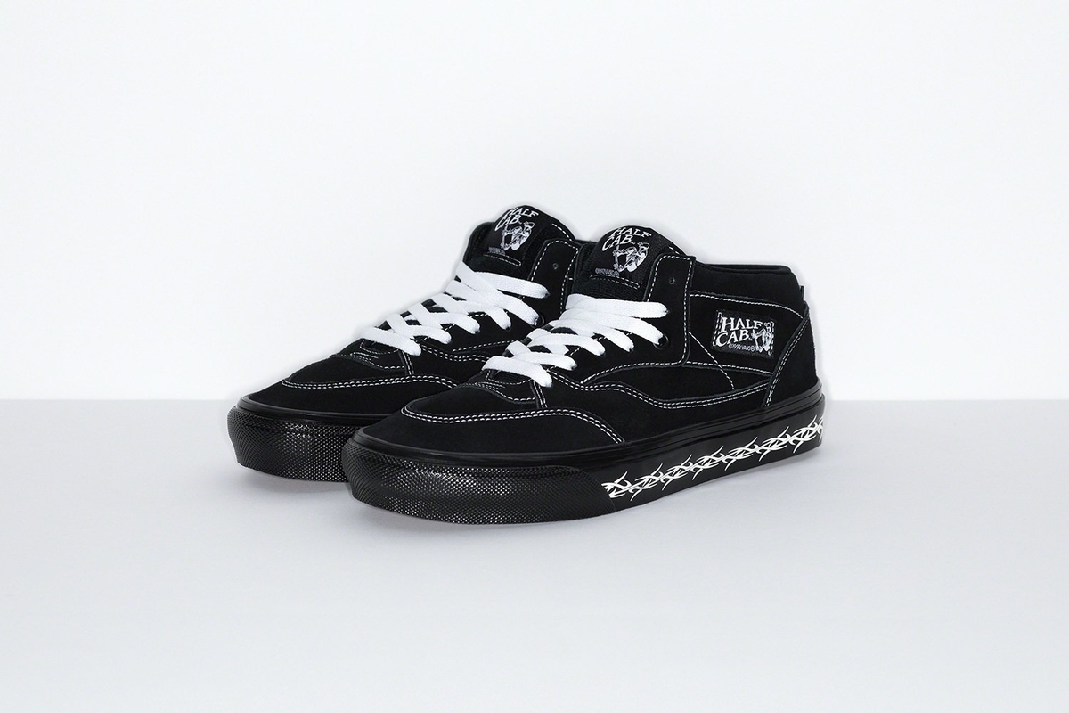 Vans x Supreme Era モノクロスニーカー Supreme と Vans によるコラボレーションモデル SK8-HI、ERAの2