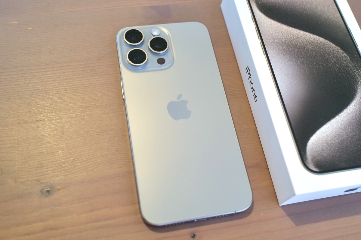 iPhone 12 Pro Max シルバー 256 GB SIMフリーおまけ有 【公式通販】