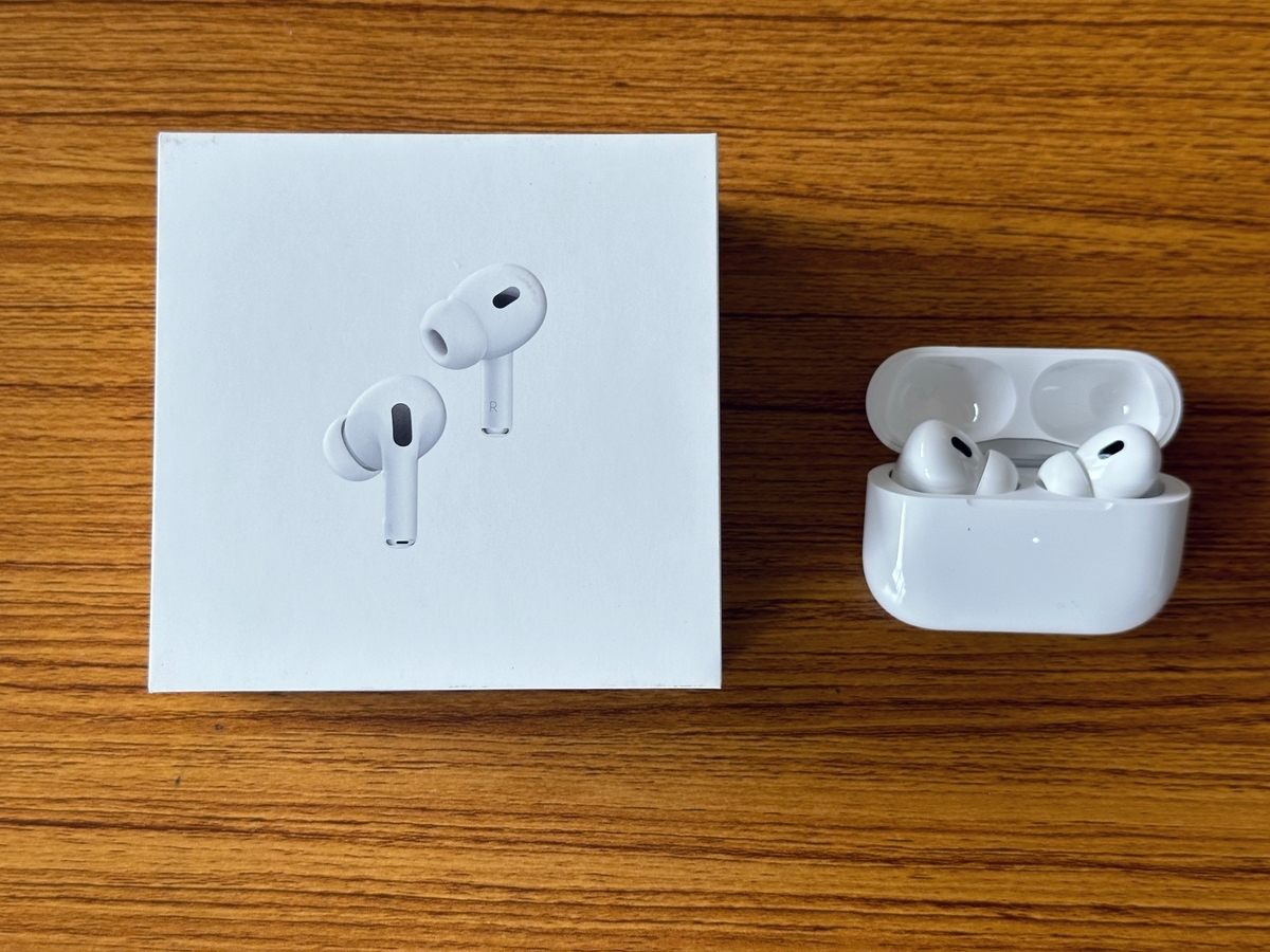 AirPodsPro USB-C (第2世代）開封の儀と先代比較のファースト