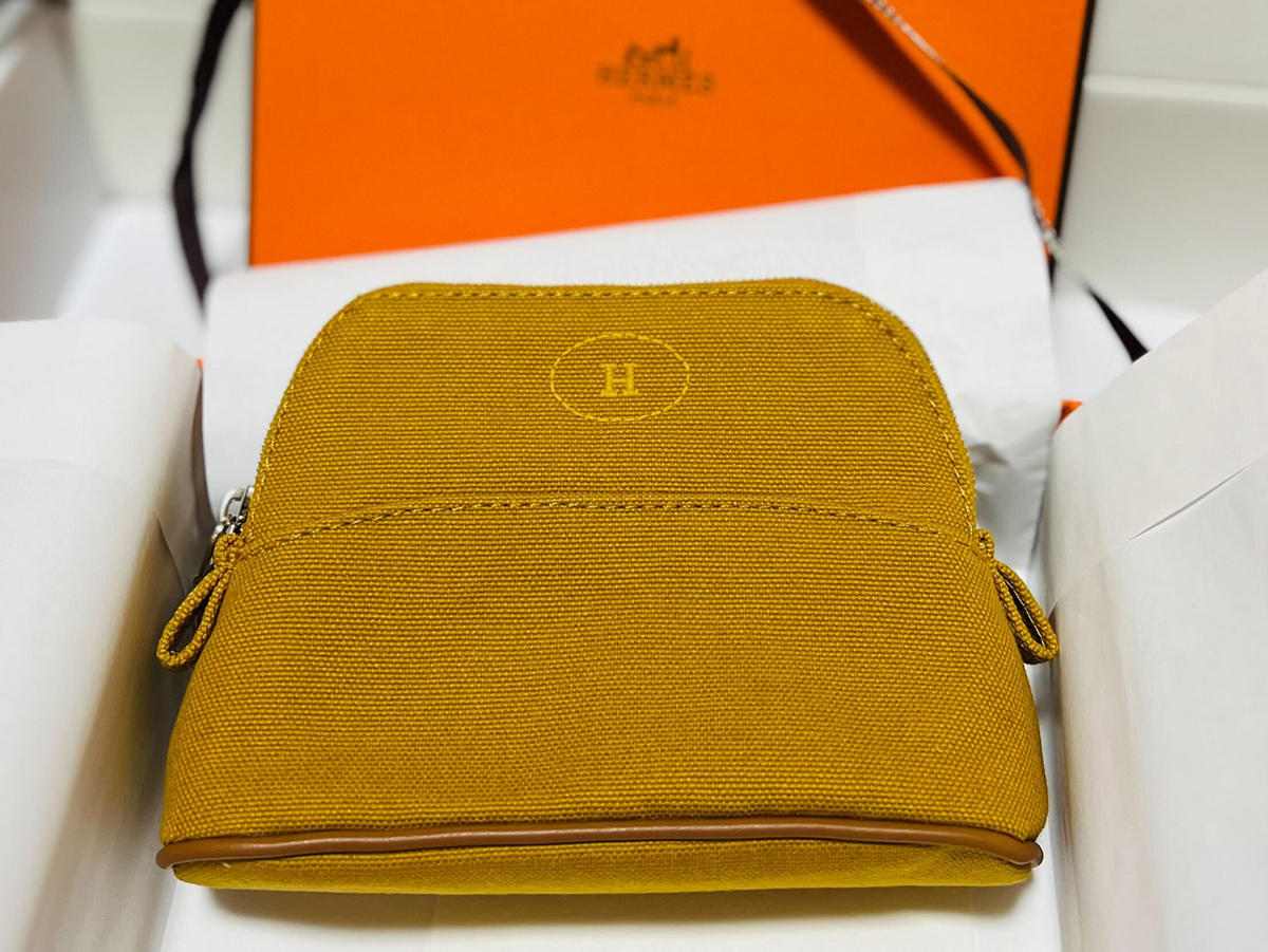 【素敵♪ギフトにも◎】HERMES ボリードポーチ Mini ポーチ 《ボリード》 ミニ | Hermès - エルメス-公式サイト