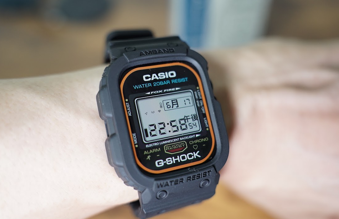 ケース付きバンドとClockologyでApple WatchをG-Shockにする方法