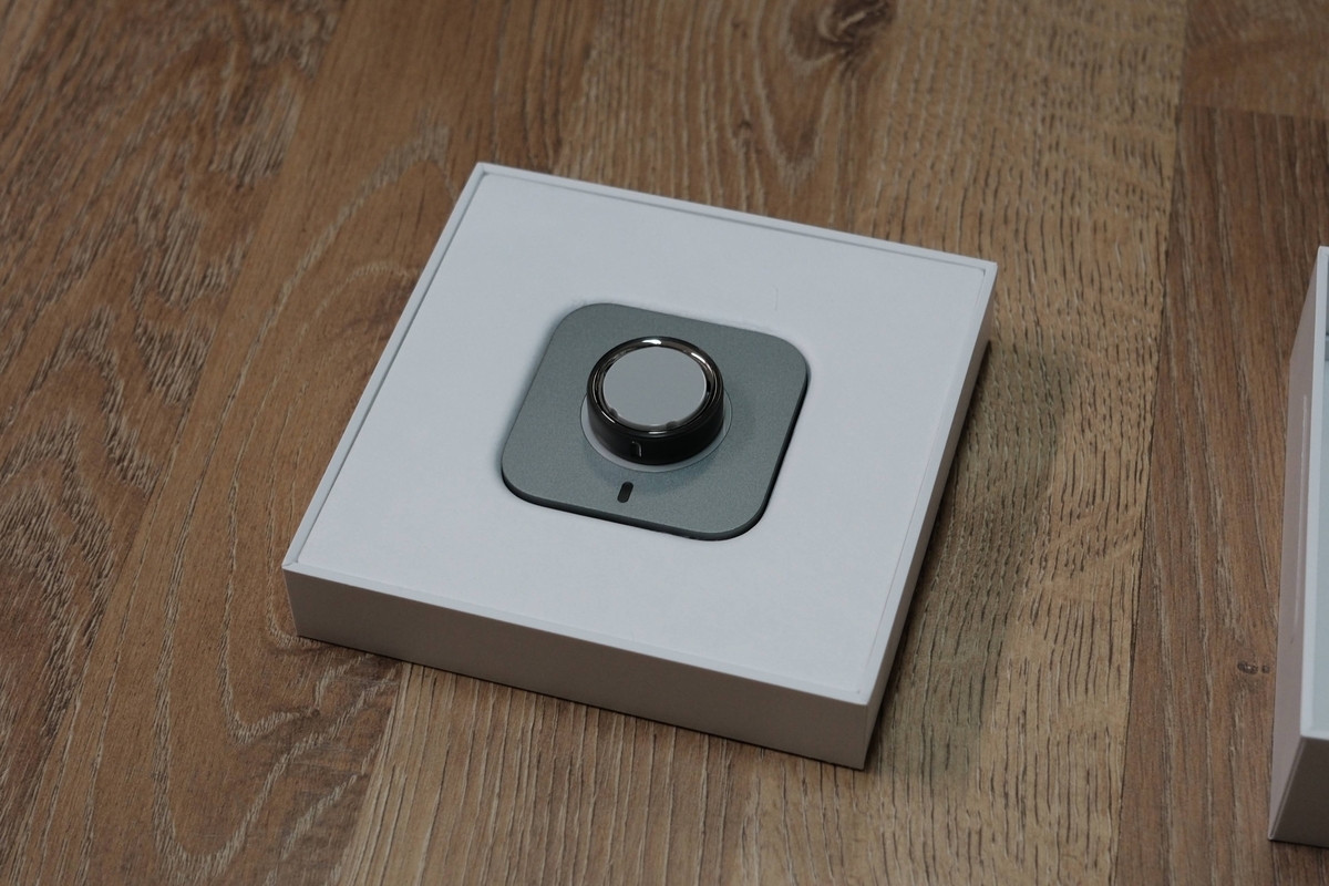 Oura Ring 4 製品ボックスを開封したところ
