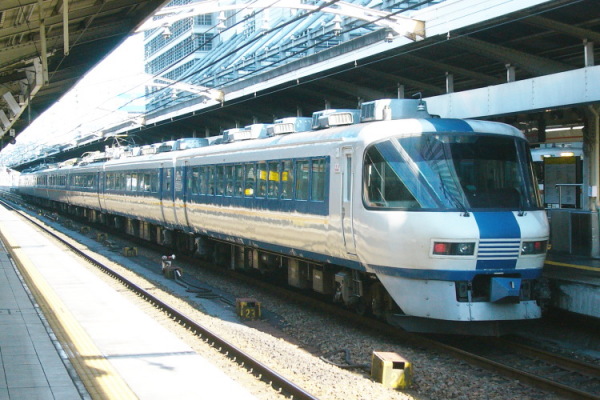 乗車記】JR西日本 特急しらさぎ～485系パノラマグリーン車（名古屋