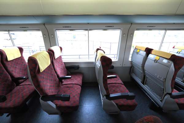 乗車記】JR東日本 特急しらゆき～E653系（上越妙高→新津） - 本日も