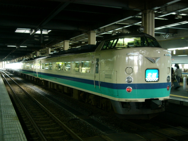 鉄道旅行記】日本海縦貫線485系特急乗り継ぎ旅②～北越5号（金沢→新潟