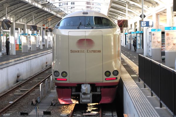 乗車記】寝台特急 サンライズ瀬戸～シングル寝台（東京→高松） - 本日