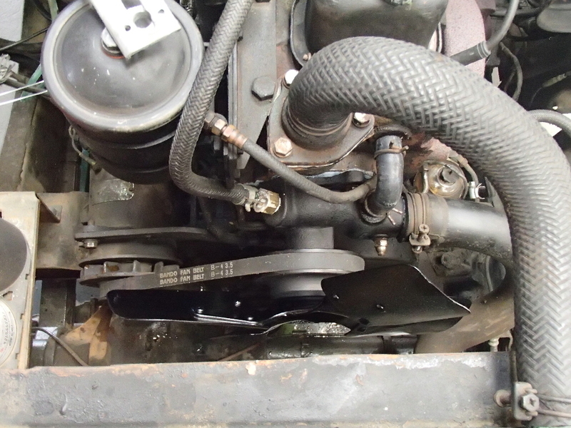 ジープJ3 ウォーターポンプ交換 - ガレージ整備日記 ジープ、タイガー 