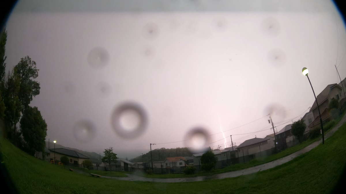 壁雲と激しい落雷 - 空の記録-Gallery of Atmospheric Optics
