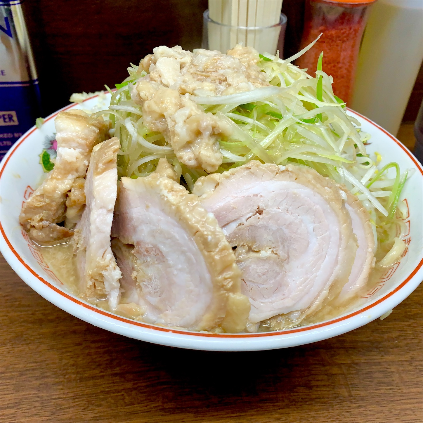 関内 二郎 【閲覧注意】ラーメン二郎なのに特徴的すぎる東京近郊の７軒