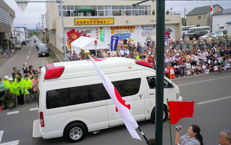 0713_自衛隊の救急車.jpg