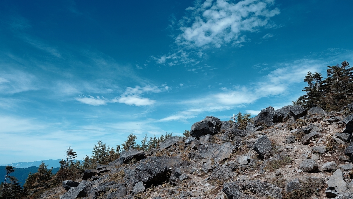 登山記 久しぶりの夏の八ヶ岳は 西岳 編笠山を周回してきました Tools For Mountains 登山記 久しぶりの夏の八ヶ岳は 西岳 編笠山を周回してきました Tools For Mountains