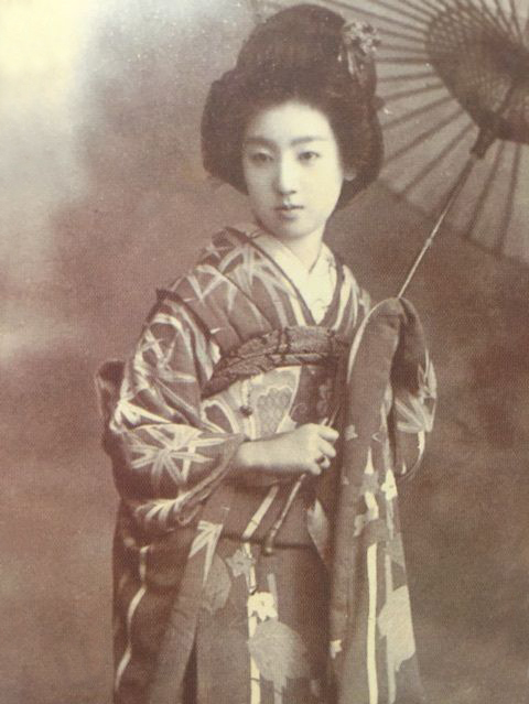 昔の美人芸子 さかえ - 写真修復の専門店