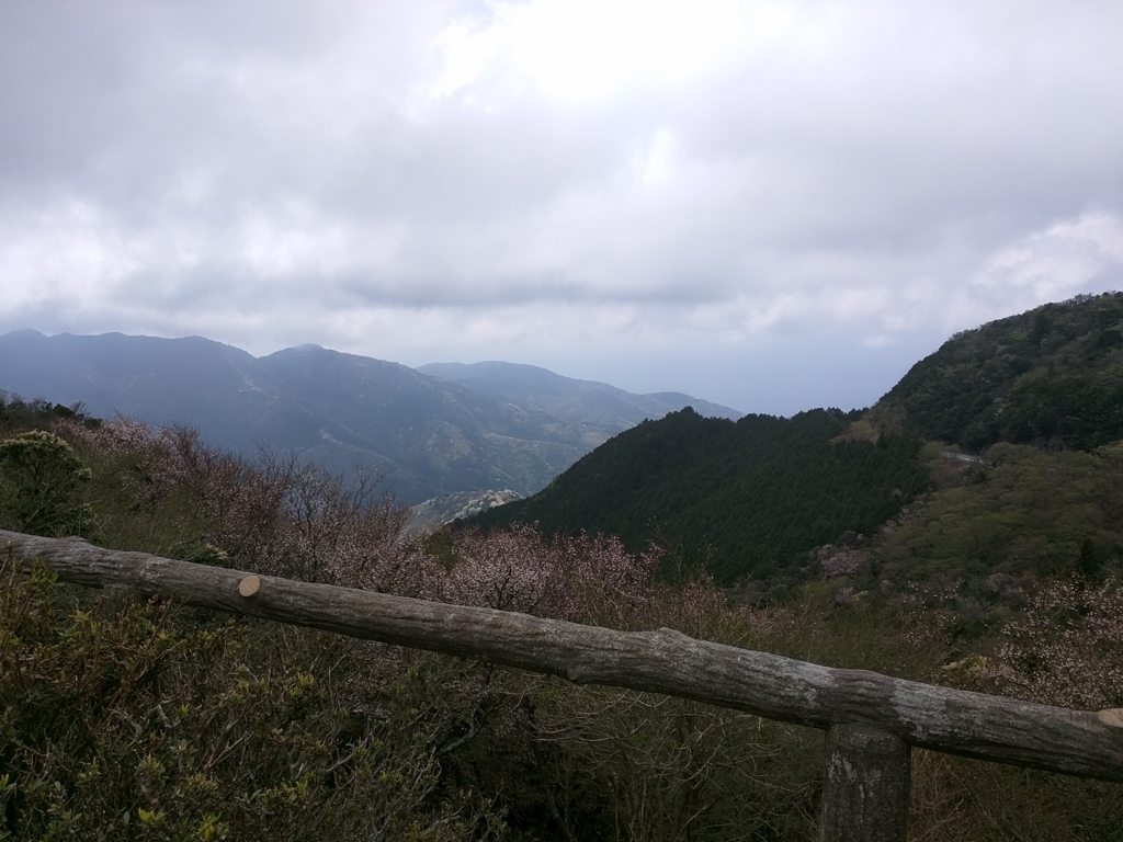 f:id:hrktksm:20160410094131j:plain