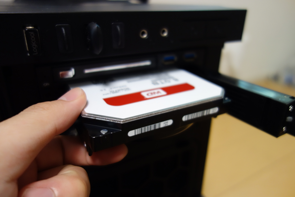 8TBの大容量HDD「WD Red WD80EFZX」購入レビュー - 力こそパワー