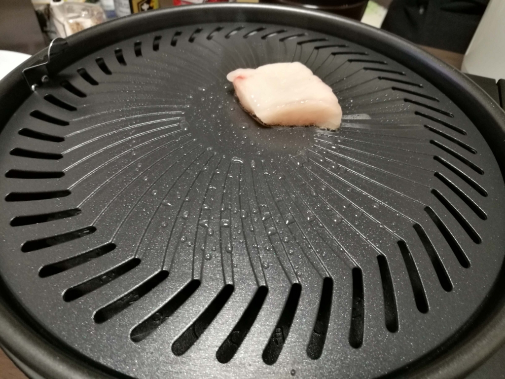 煙の出ない やきまる を使ってお家で焼肉を楽しもう 力こそパワー