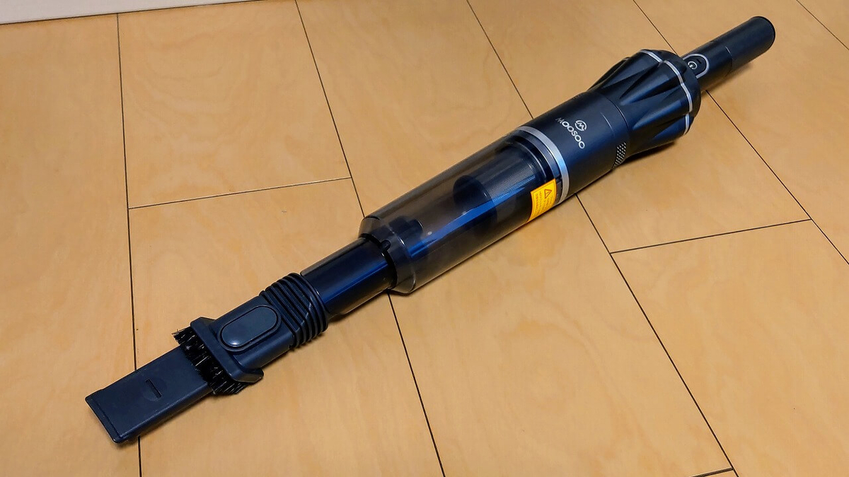 MooSoo K13 ハンディクリーナーに2in1ノズルを取り付け