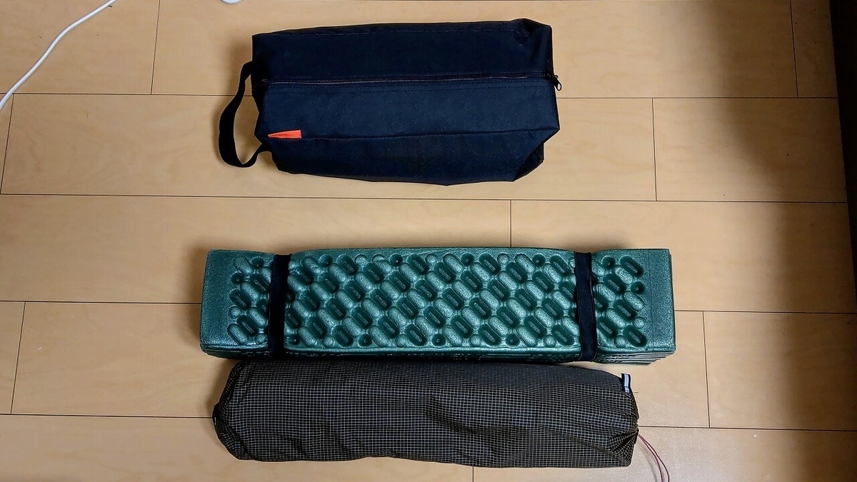 FIELDOOR エアーコンパクトコットとローコット+マットの収納サイズ比較