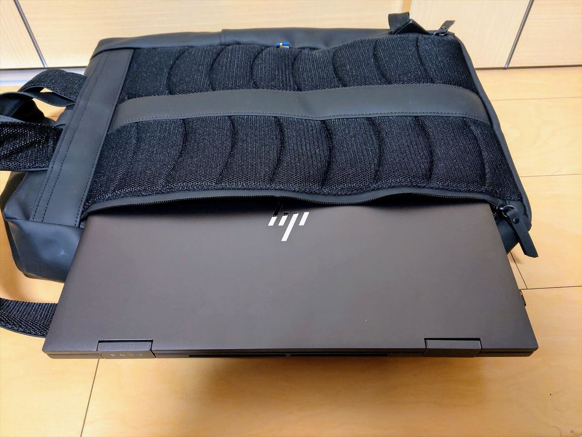 ガストンルーガ ルーレンに15インチノートパソコン HP ENVY x360 15を収納