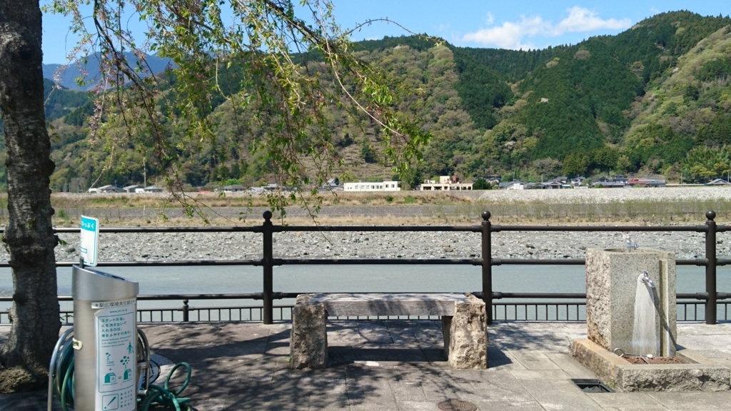 f:id:htcb8810:20180409231551j:plain